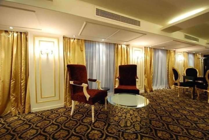 Five Star Nile Cruise From Aswan To Luxor Hotel Exterior photo