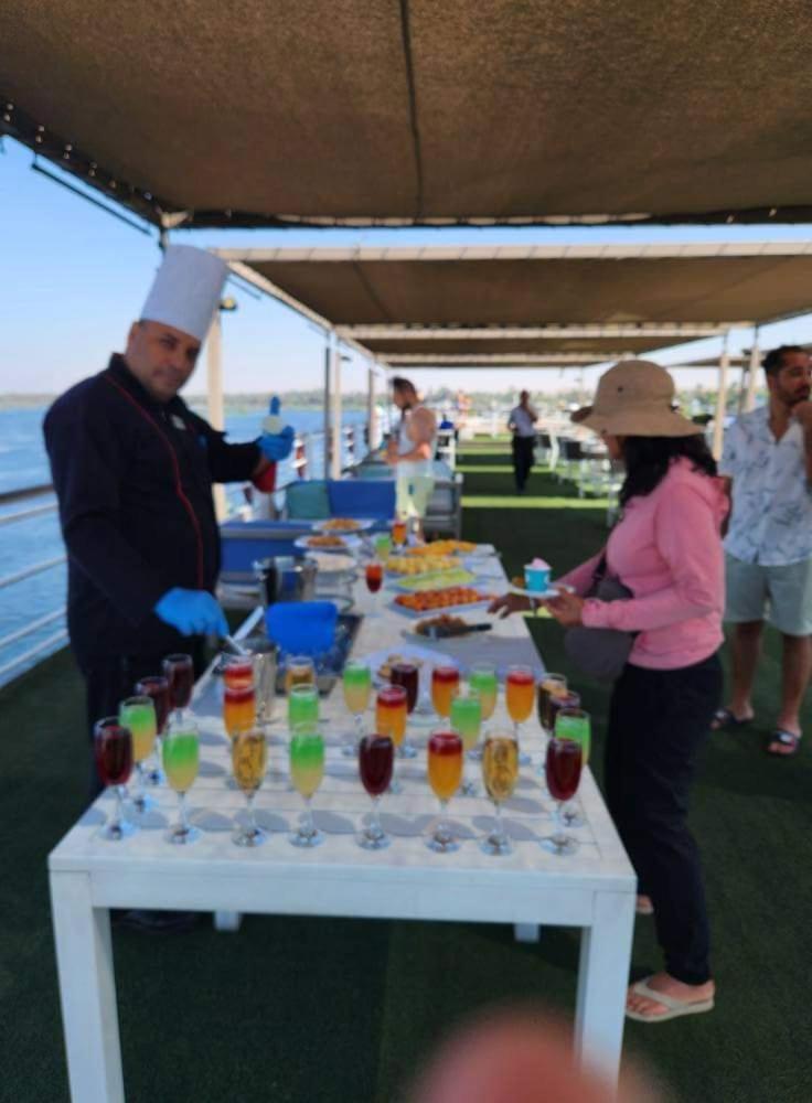 Five Star Nile Cruise From Aswan To Luxor Hotel Exterior photo